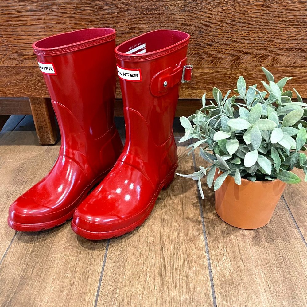 HUNTER rain boots.  Red.  Women's size 7/38